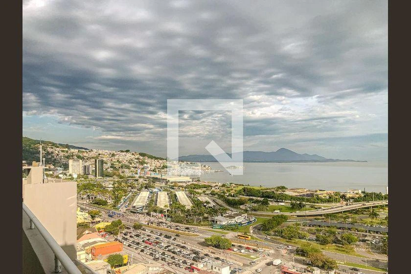 Меблированная квартира с 2 спальнями и кухней открытого плана — photo 25
