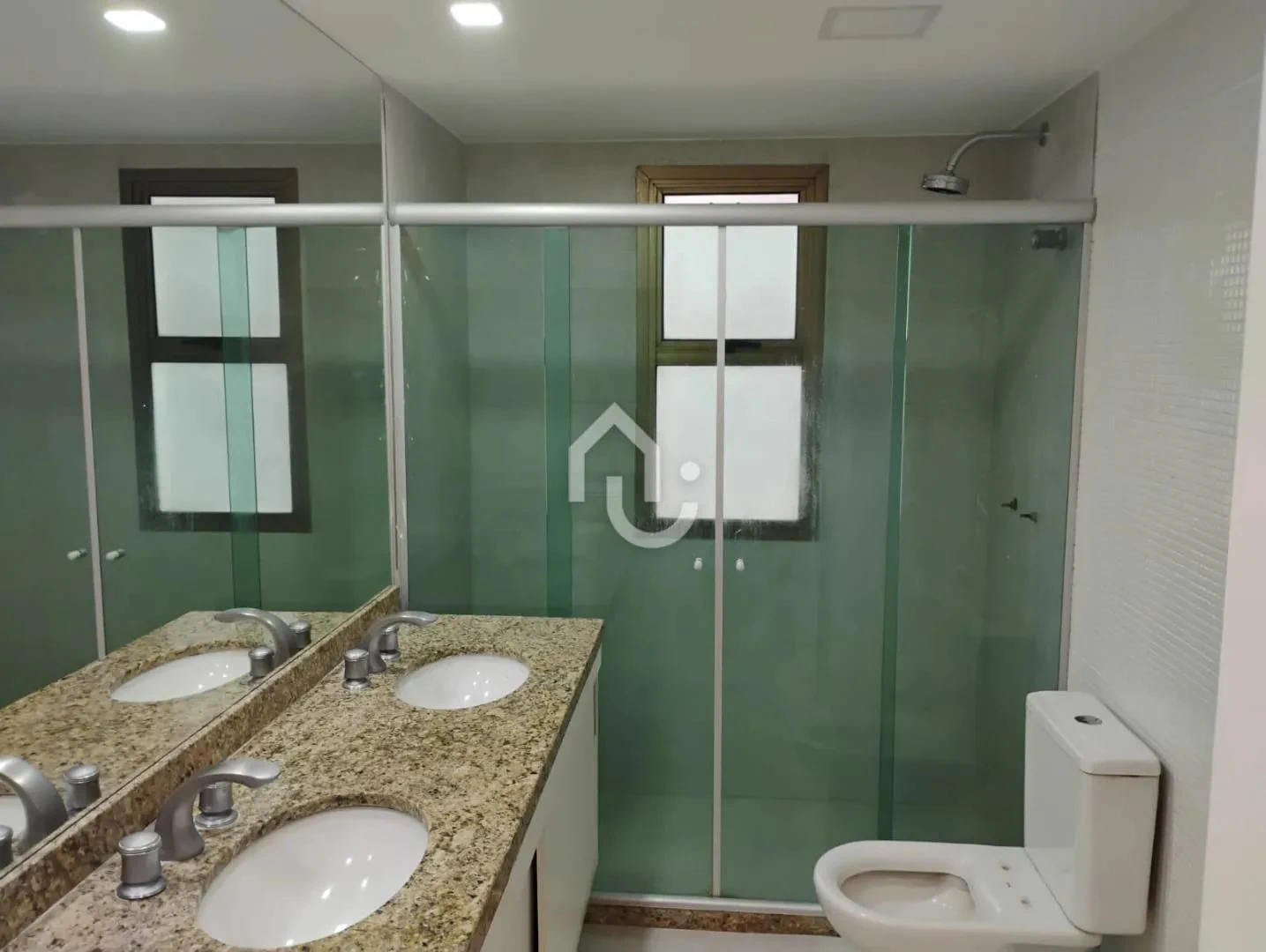 Water view in a 3-bedroom apartment, 160 m² — photo 10