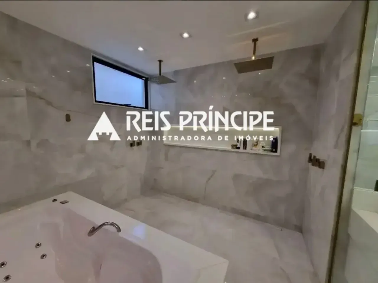 Furnished house with open-plan kitchen and 5 bedrooms — photo 23