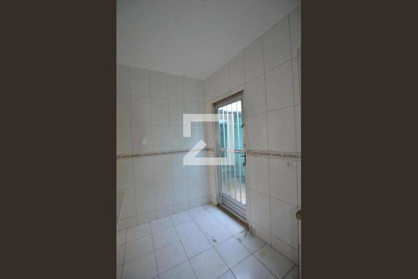 70 m² apartment with 2 bedrooms and a balcony — photo 31