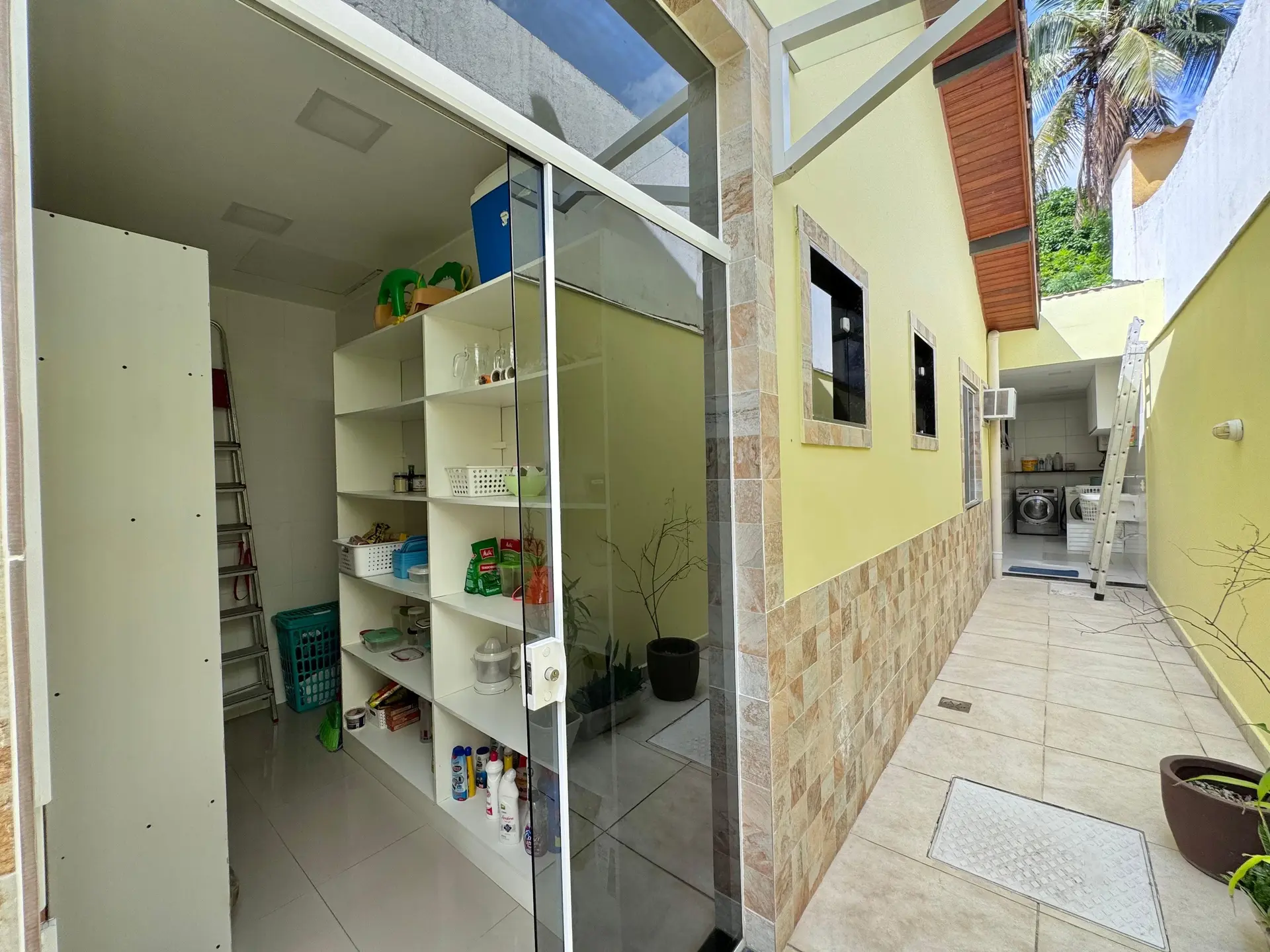 Apartamento amueblado de 4 dormitorios con jardín privado — photo 60