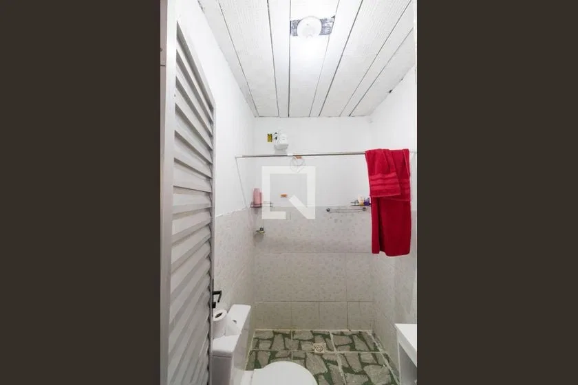 House with 1 bedroom and 1 bathroom plus a stove area — photo 9