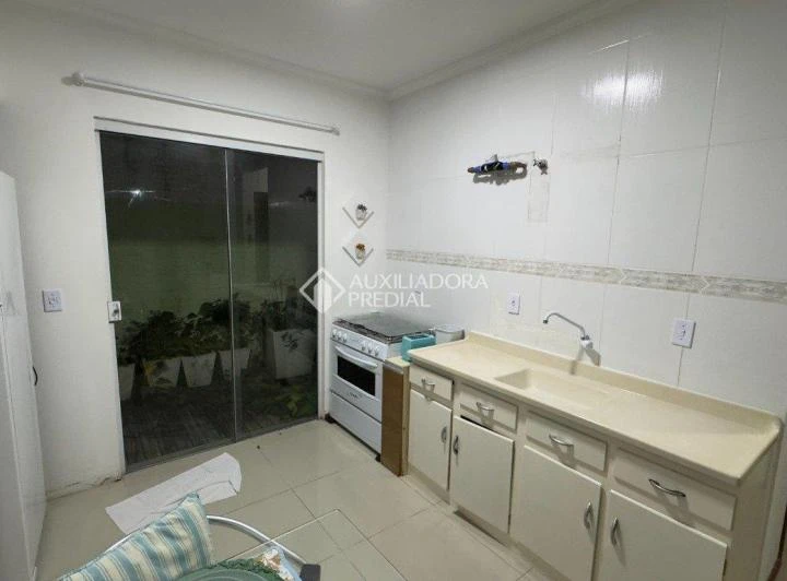 Furnished 2-bedroom apartment with 2 bathrooms — photo 8