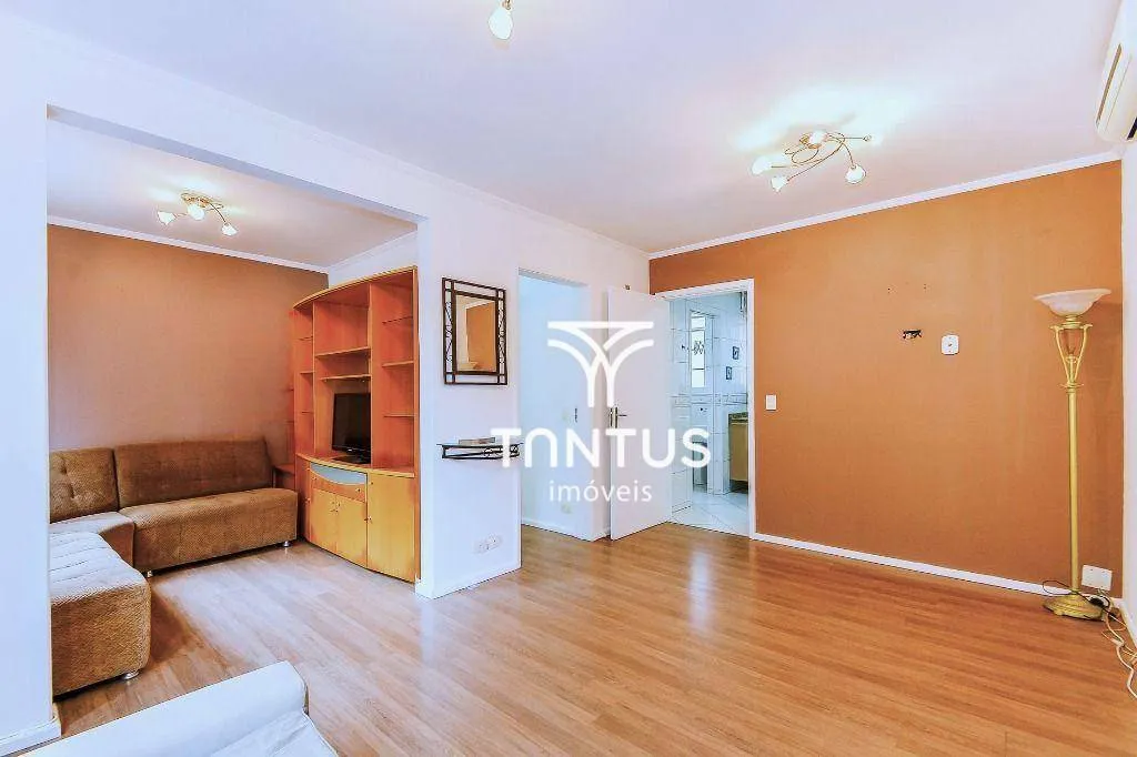Apartamento com 2 quartos, 1 banheiro e 1 vaga — photo 2