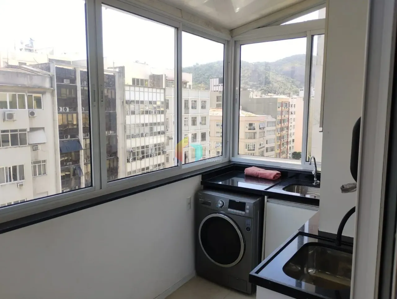 Furnished penthouse with 3 bedrooms and a balcony — photo 6