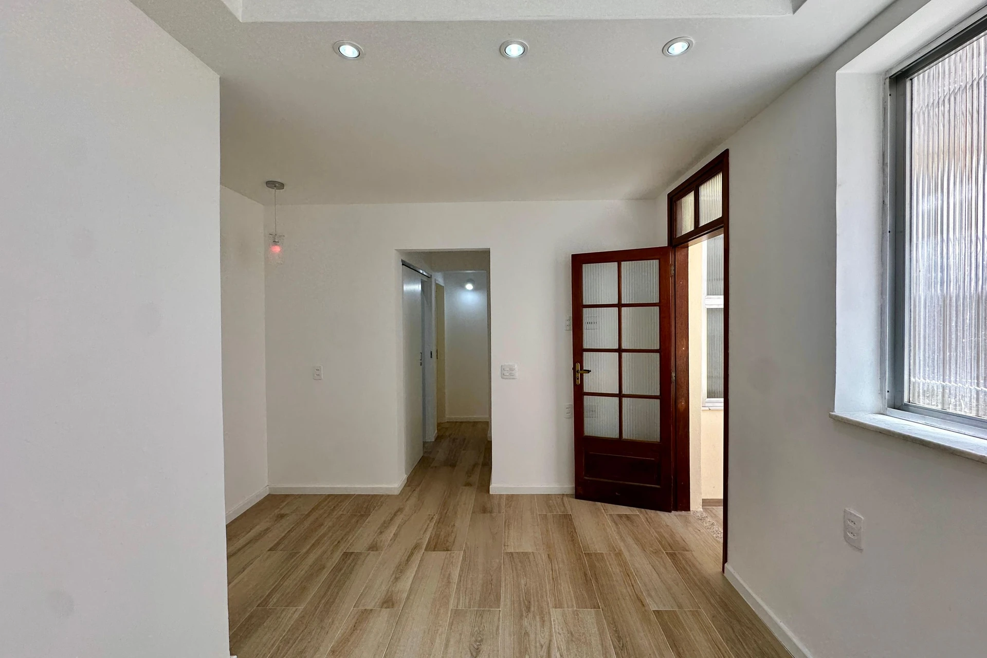 2-bedroom rental apartment with 1 total bathroom — photo 14