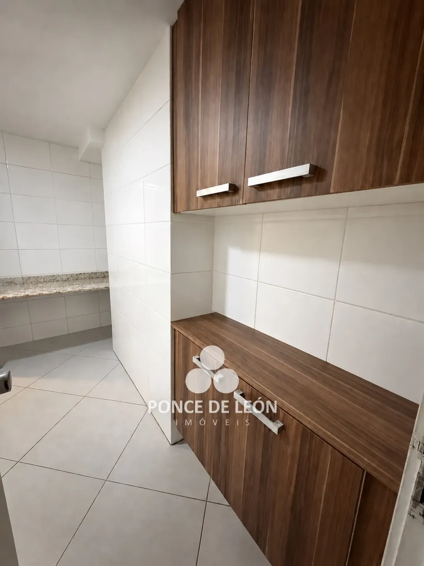 3-bedroom apartment in a building with a sauna — photo 6