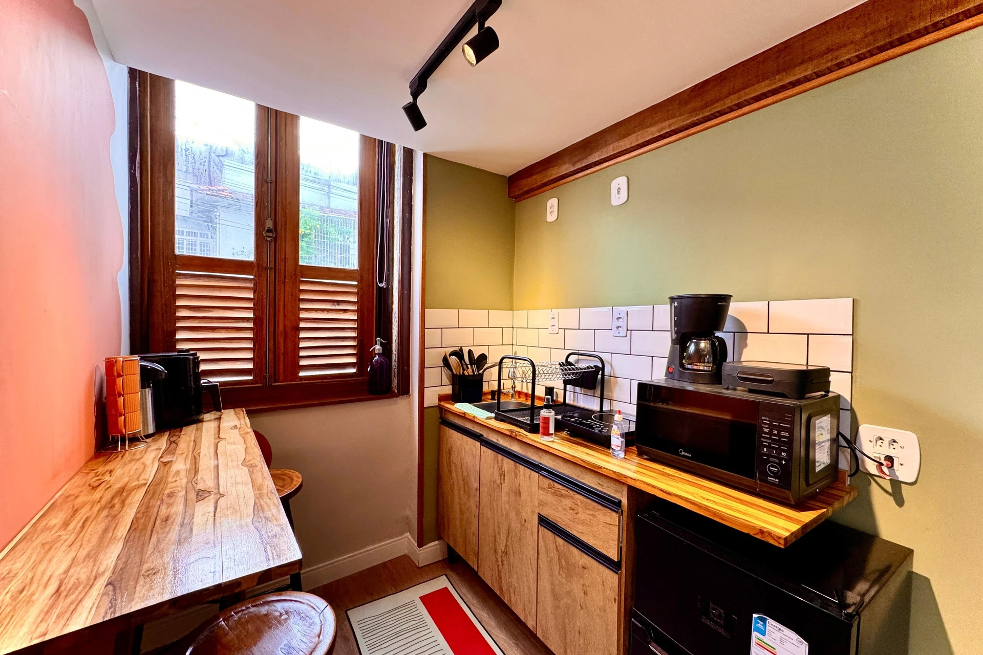 1 quarto e piso de madeira ou laminado: apartamento de 24 m² — photo 4