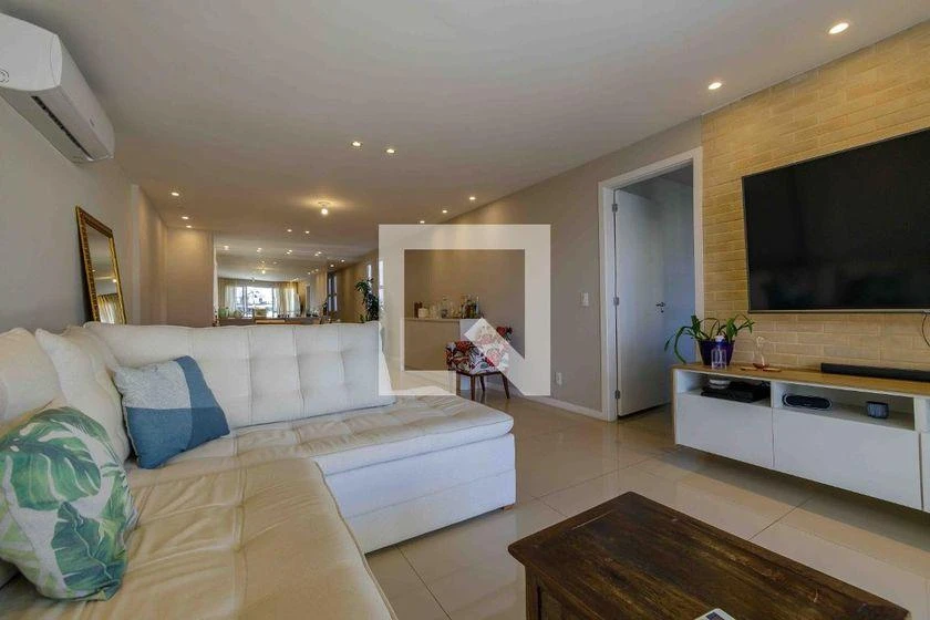 Furnished 3-bedroom apartment with 264 m² — photo 20
