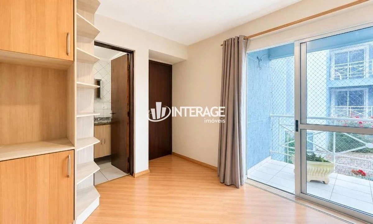 Furnished apartment, 94 m², with wood or laminate floors — photo 5
