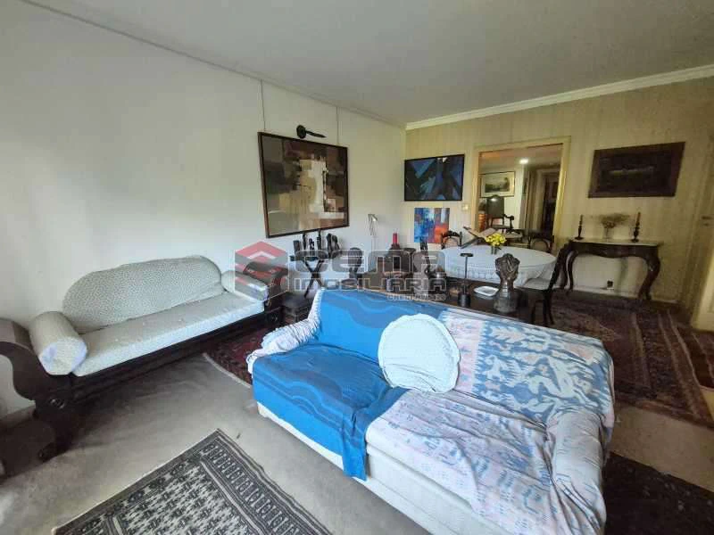 Apartamento mobiliado com 4 quartos e varanda — photo 7