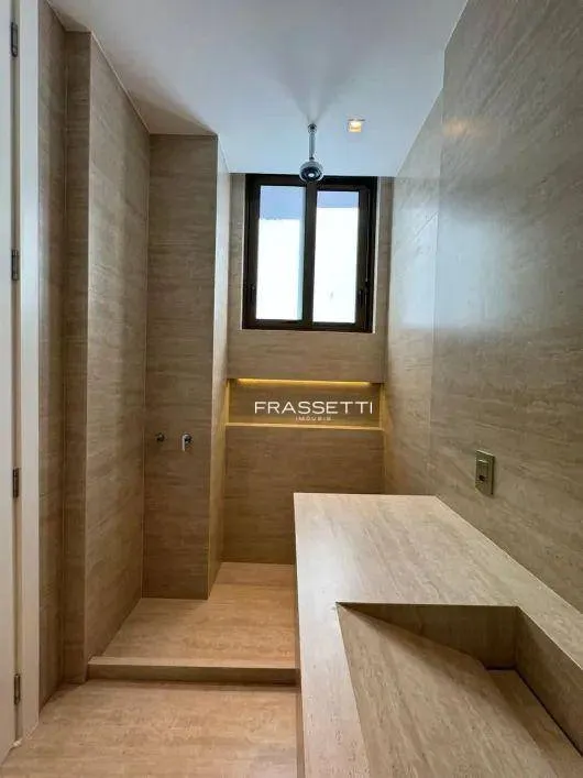 4 quartos e janelas do piso ao teto: apartamento de 460 m² — photo 29