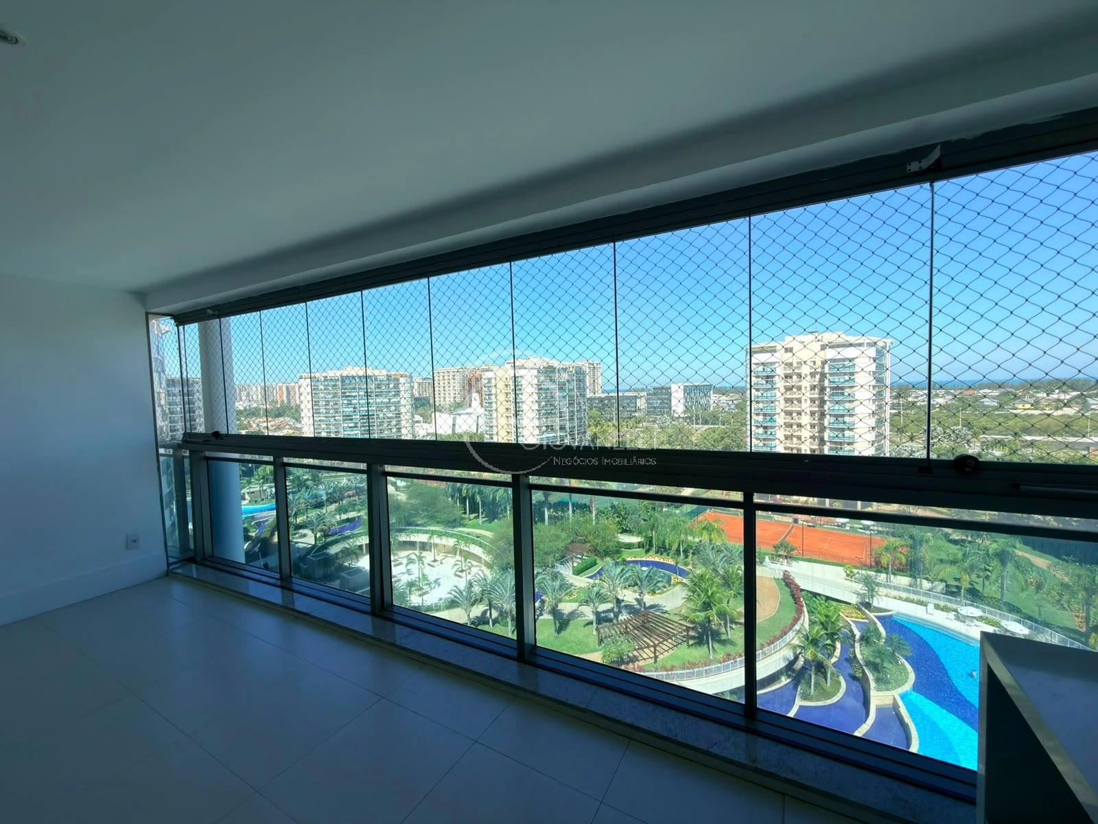Apartamento de 4 suítes com 233 m² e 3 vagas — photo 12