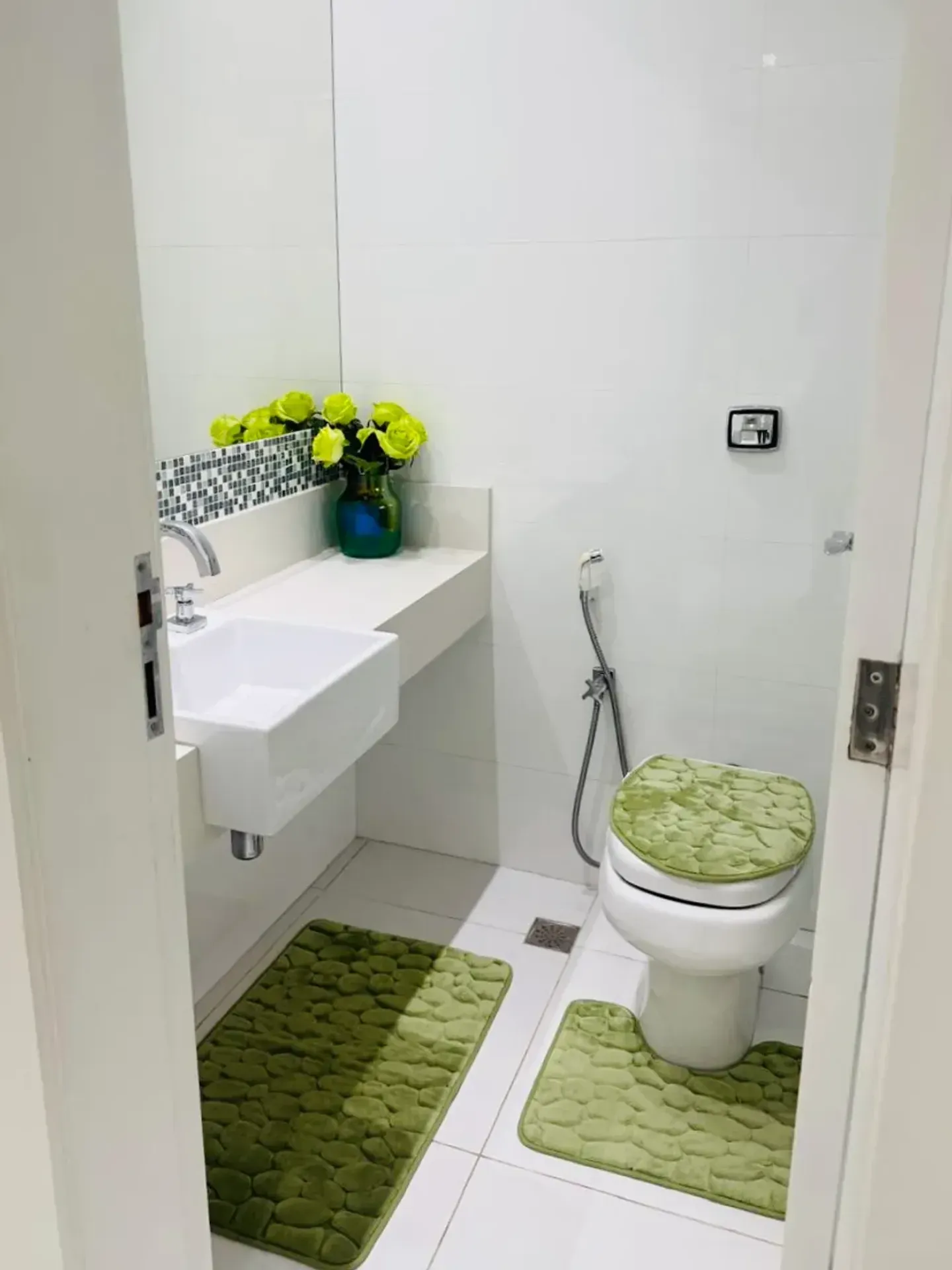 Casa mobiliada com cozinha integrada e 5 suítes — photo 29
