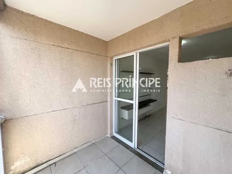 Apartamento com 2 quartos e cozinha separada — photo 13