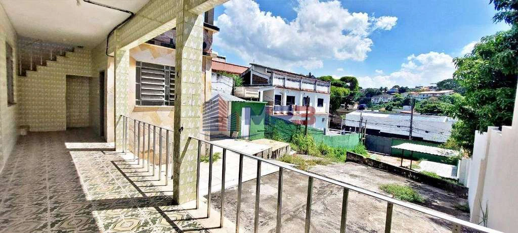 540 m² House with 4 bedrooms and 5 parking spaces — photo 11
