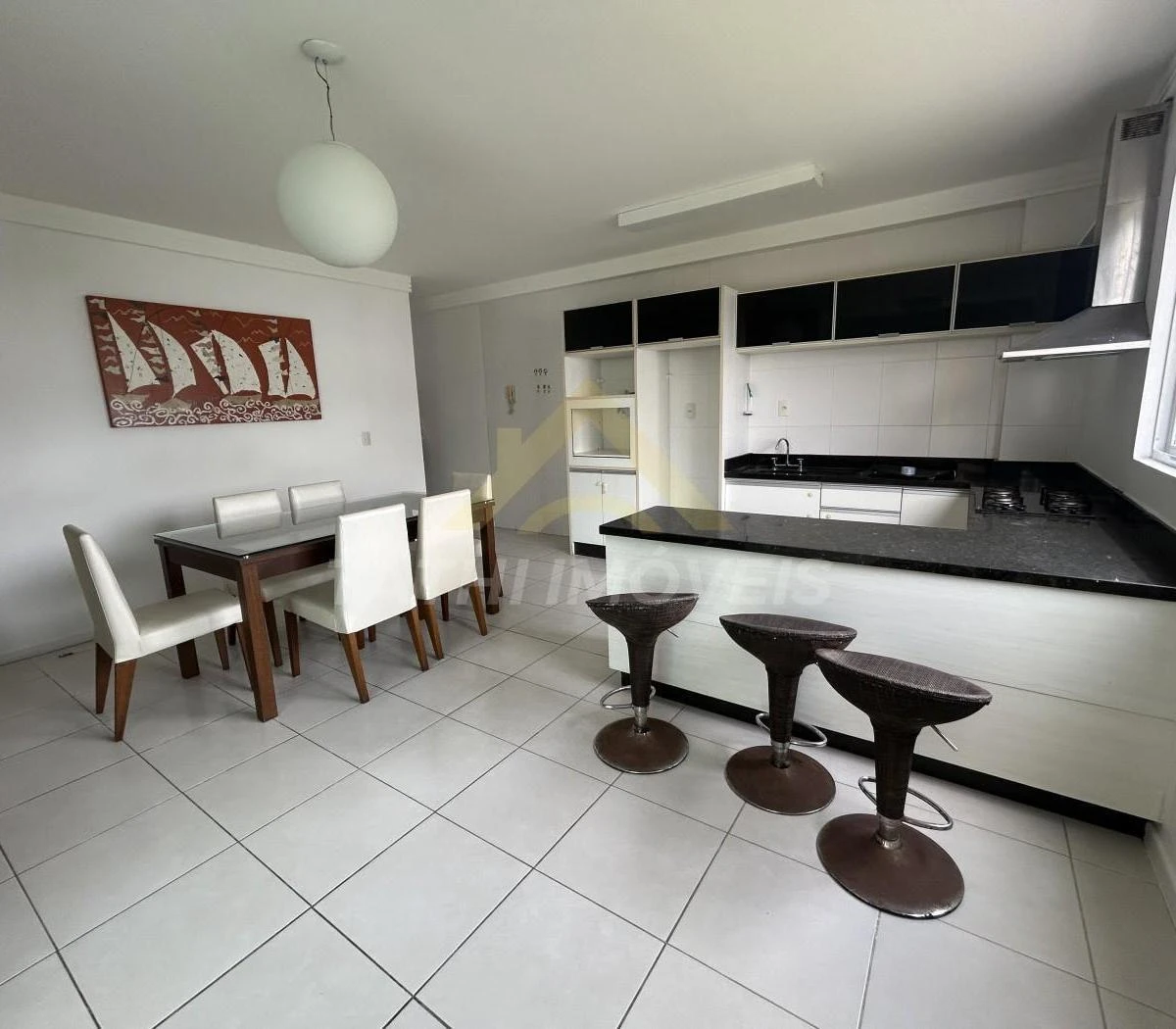 Furnished apartment, 86 m², with a grill on the balcony