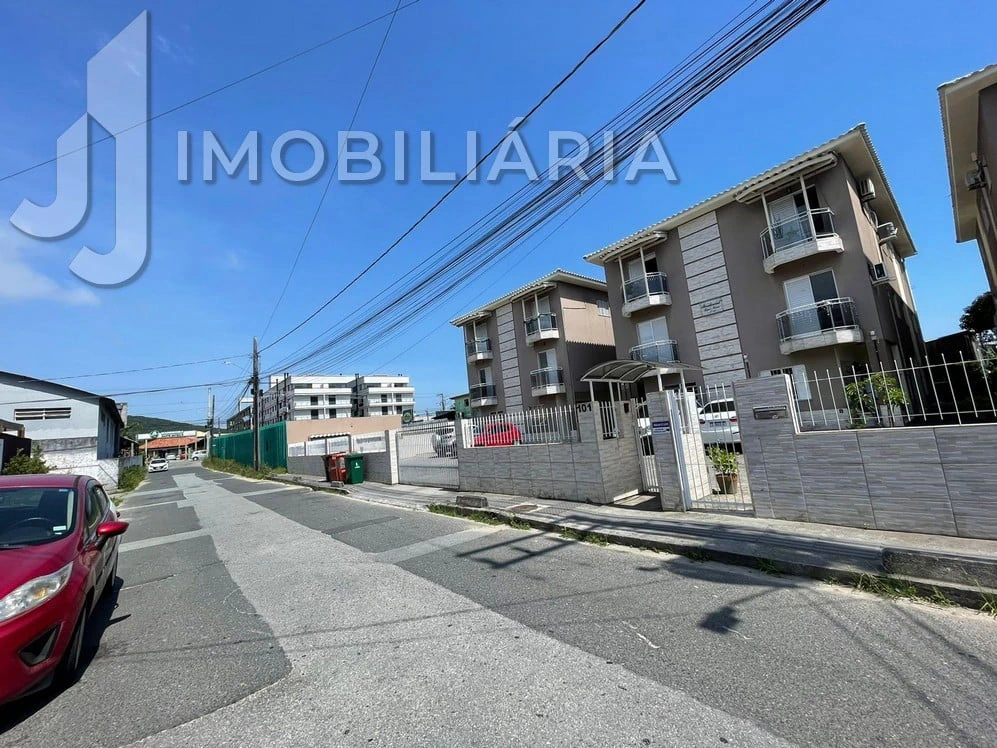 Apartamento amueblado con 2 dormitorios en suite y 1 plaza — photo 5