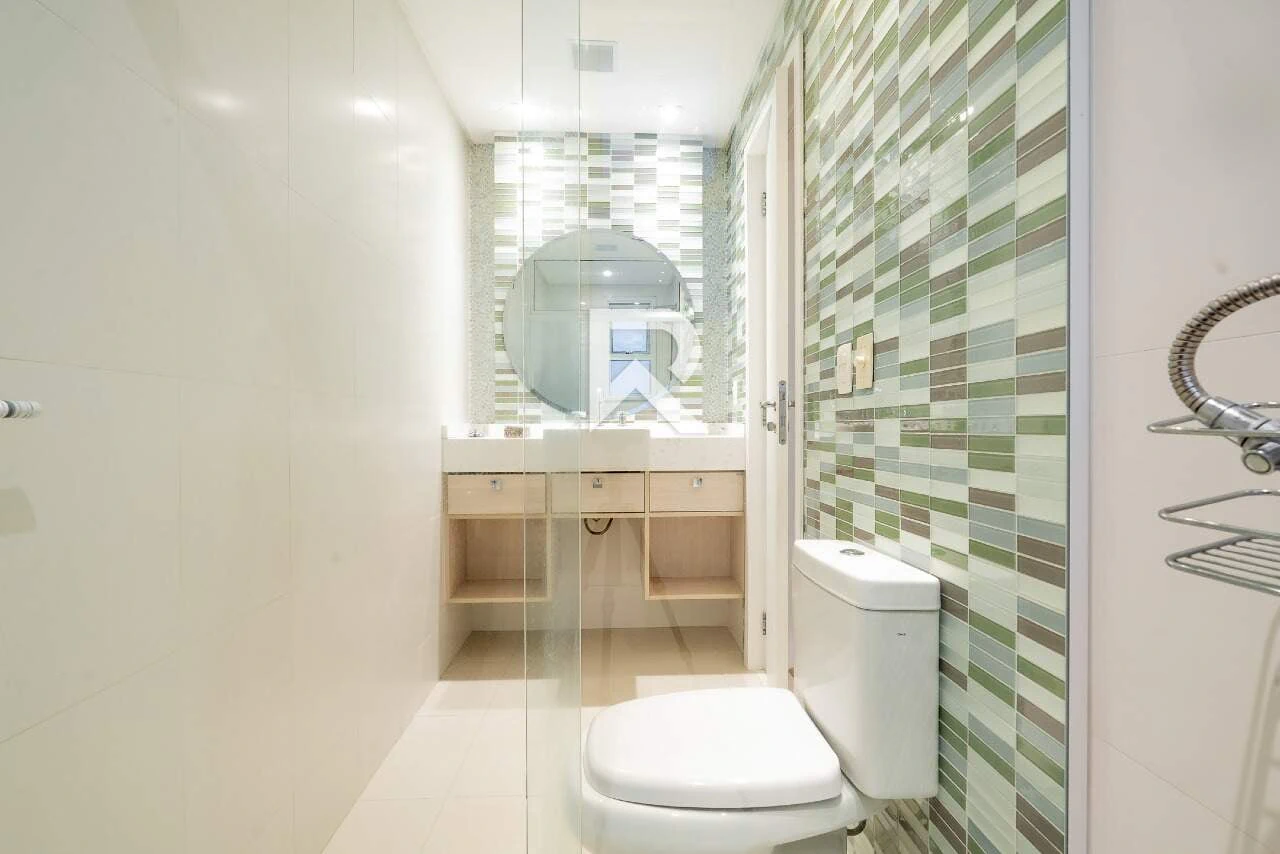 3-bedroom apartment in a building with a sauna — photo 30