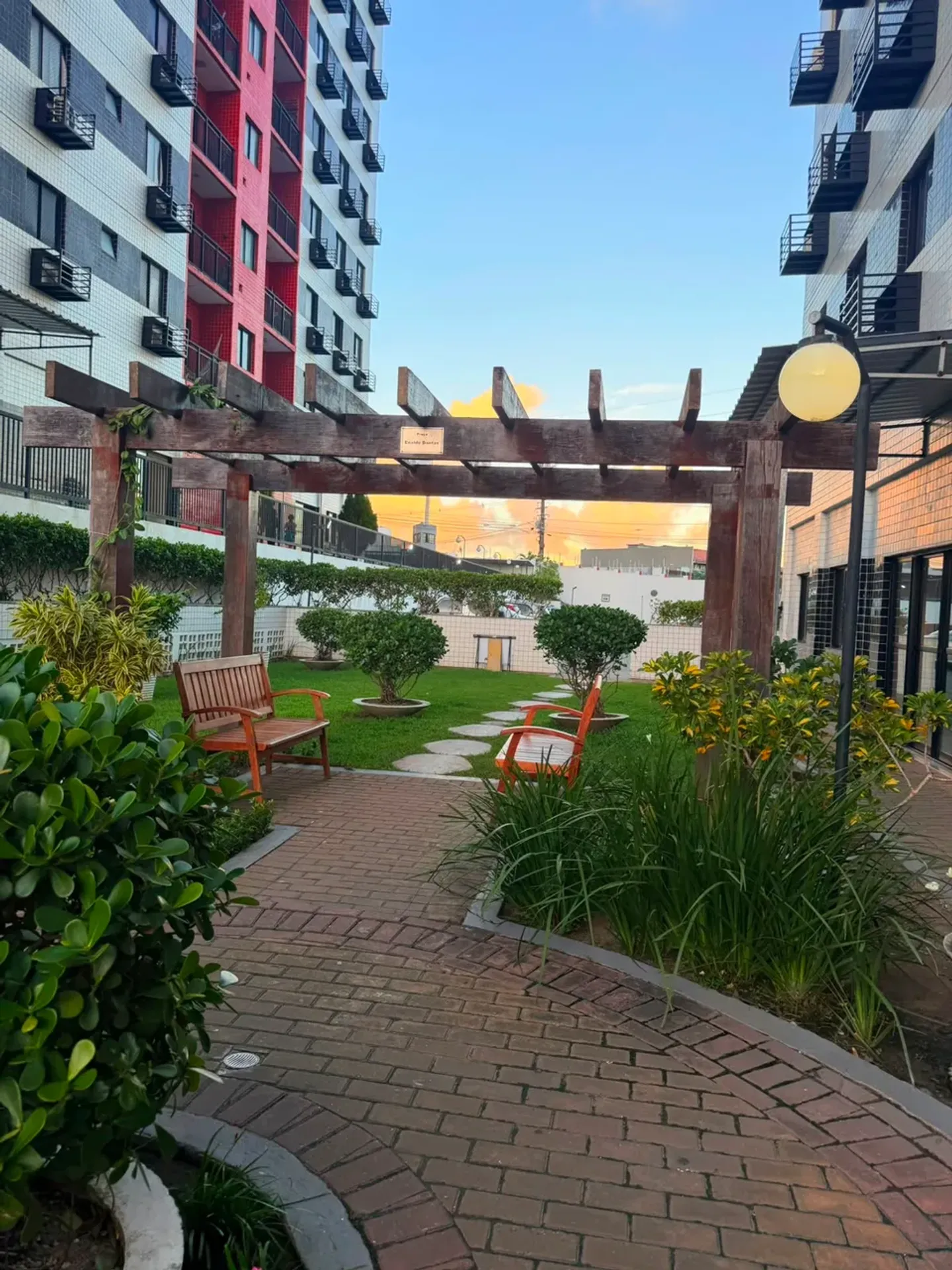 3-bedroom apartment with balcony and private garden — photo 10