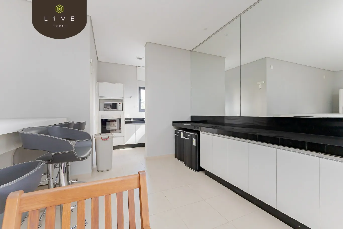 48 m² studio with balcony and private BBQ — photo 22