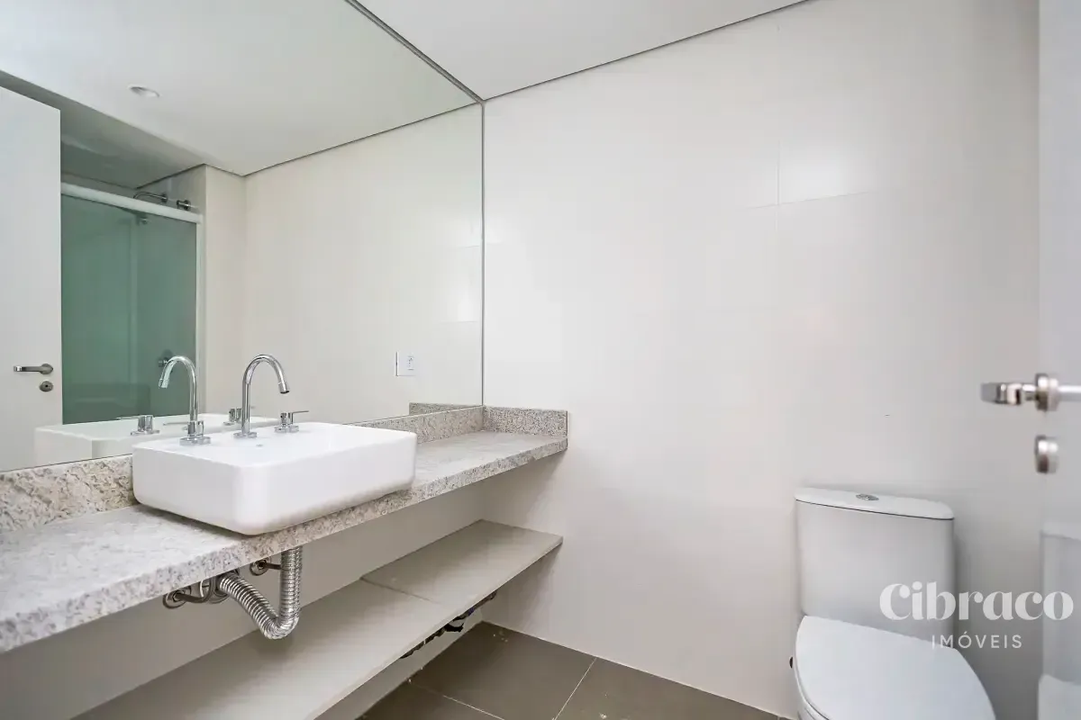 Estudio con balcón y aire acondicionado — photo 9