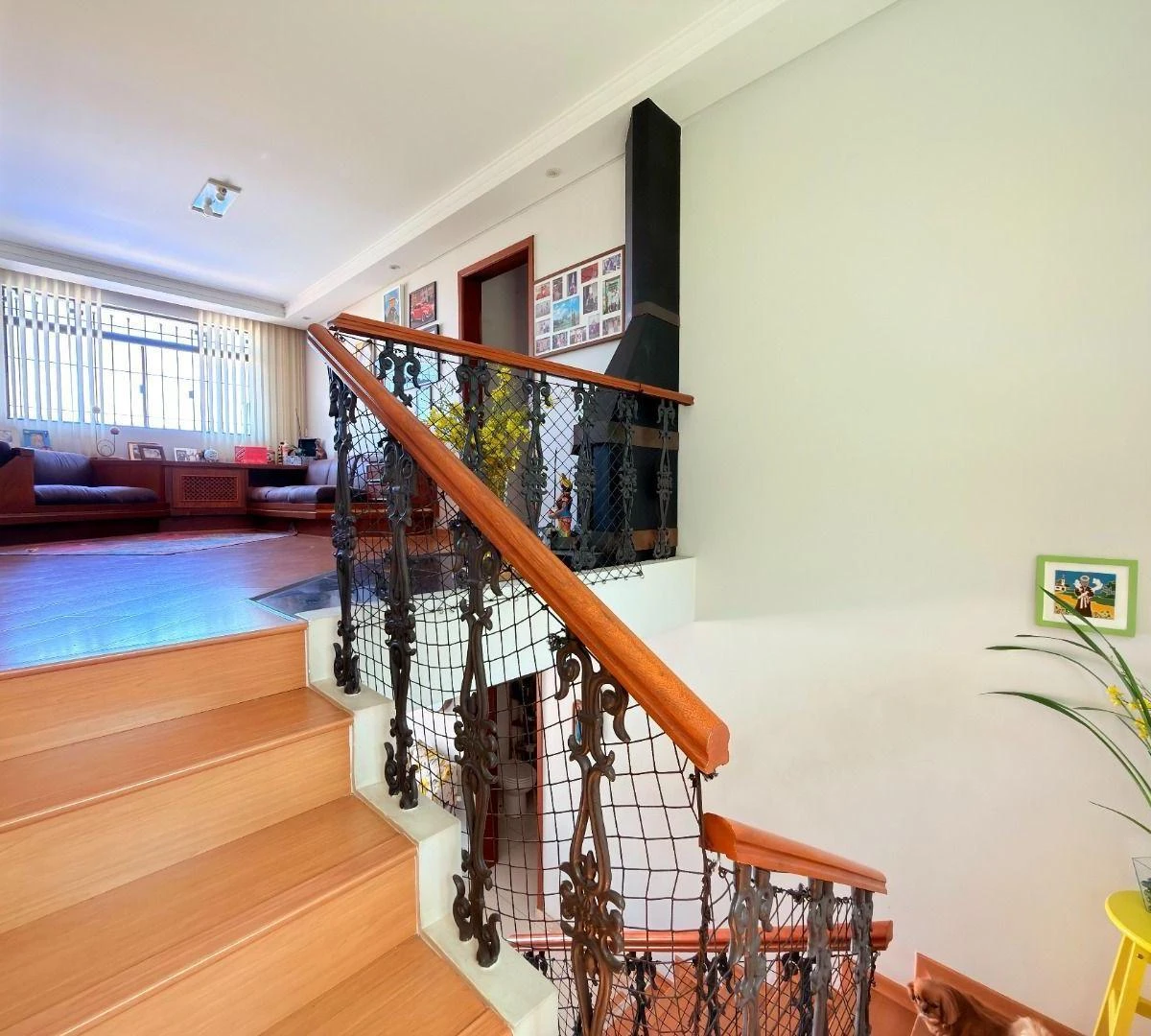 4-bedroom house with a bathtub in Curitiba — photo 33