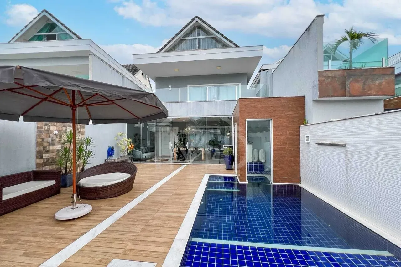 4 quartos e piscina privativa: casa de 310 m² — photo 29