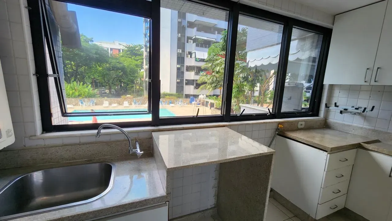 Apartamento para aluguel com 4 quartos e 3 banheiros — photo 24