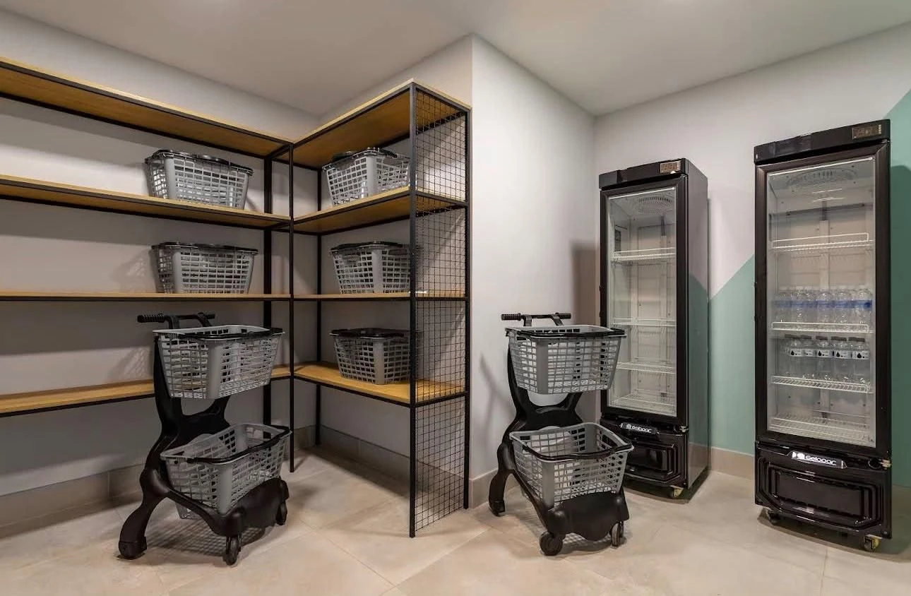 Apartamento mobiliado com varanda e 3 quartos — photo 45