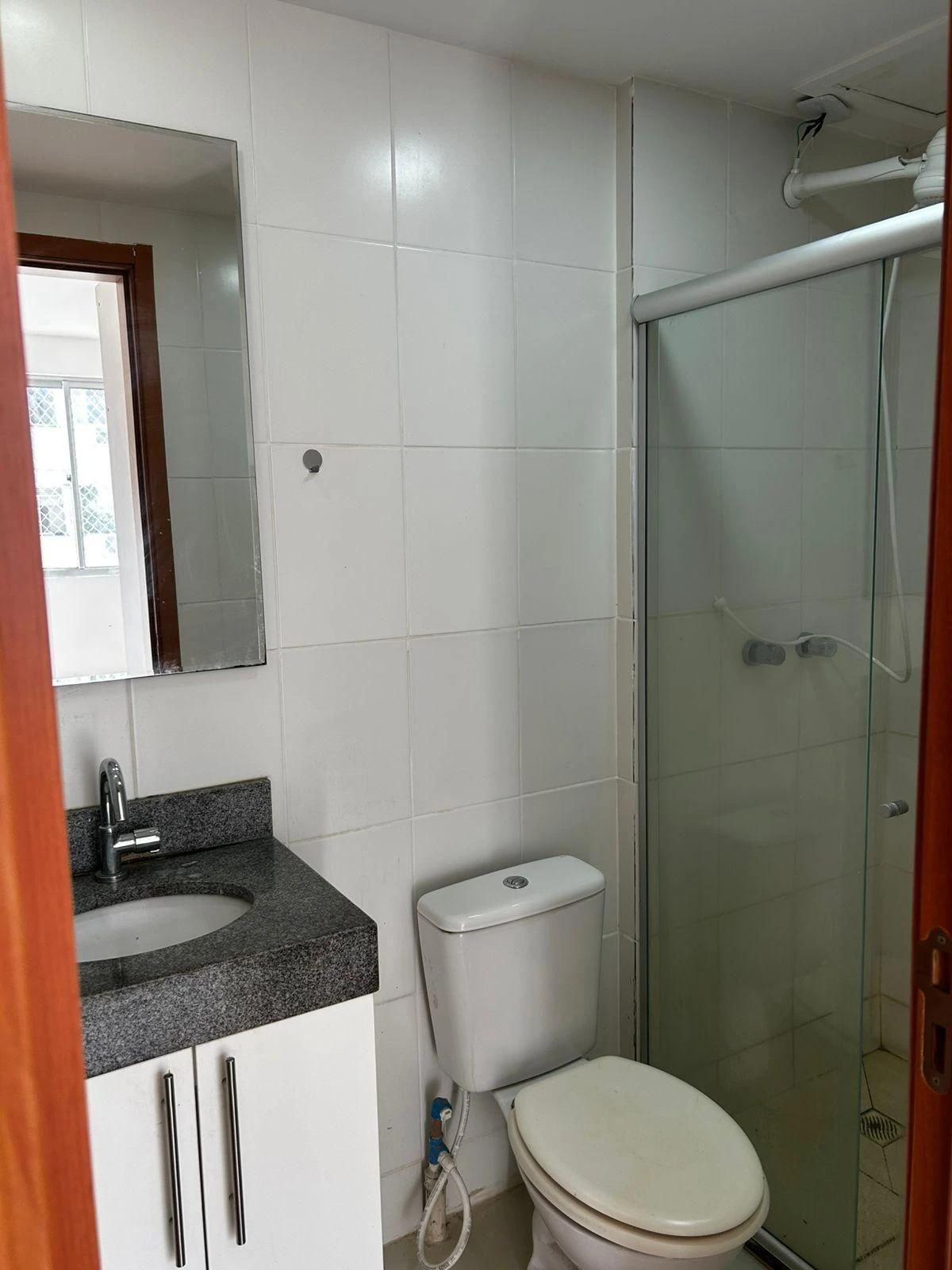 Unfurnished 2-bedroom apartment with 2 bathrooms — photo 4