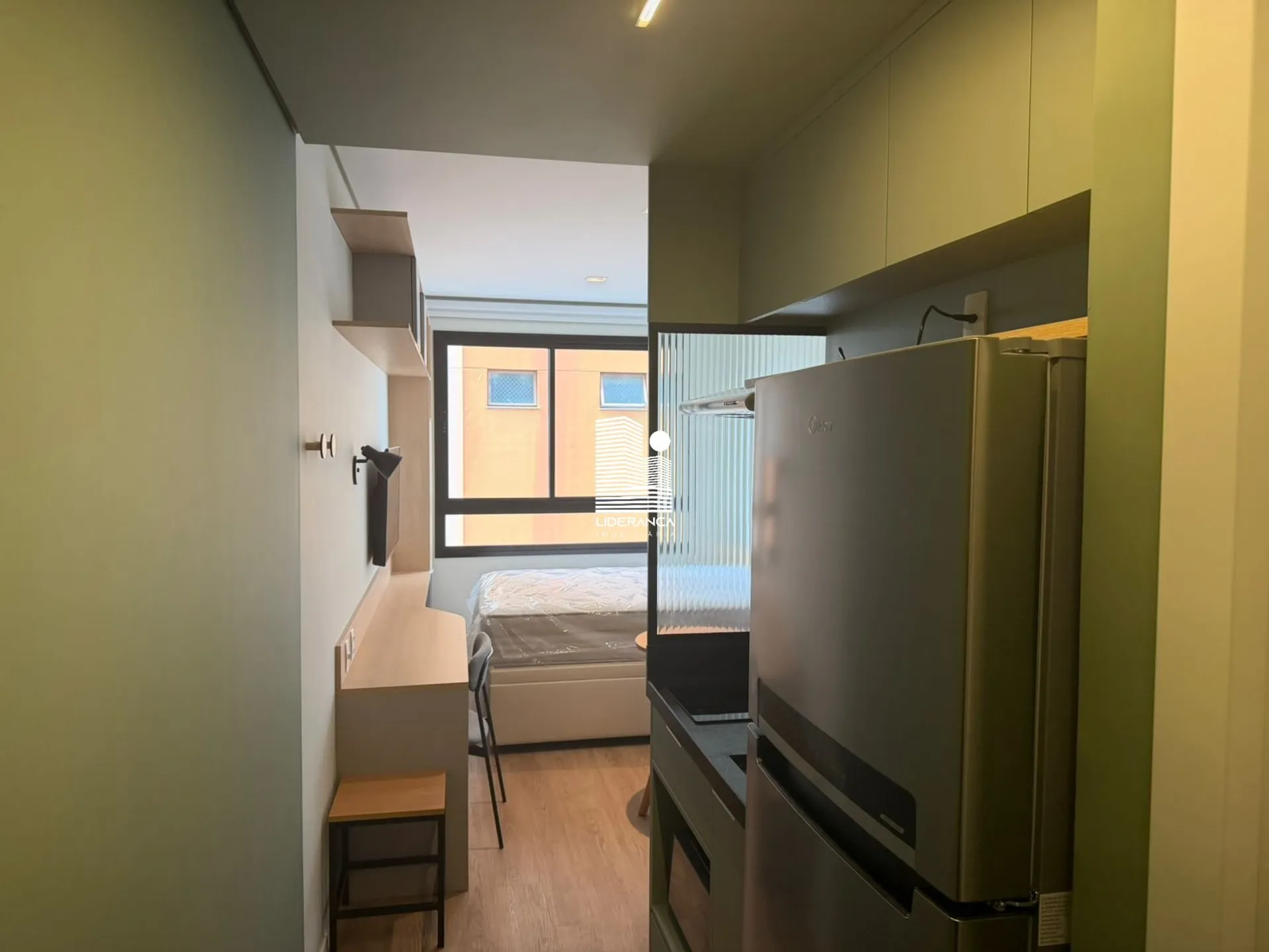Furnished studio with 24 m², 1 bedroom and 1 bathroom — photo 8