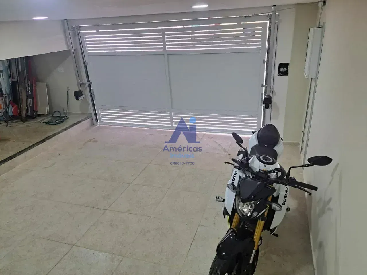 Casa mobiliada com 3 quartos e 4 banheiros, varanda — photo 23