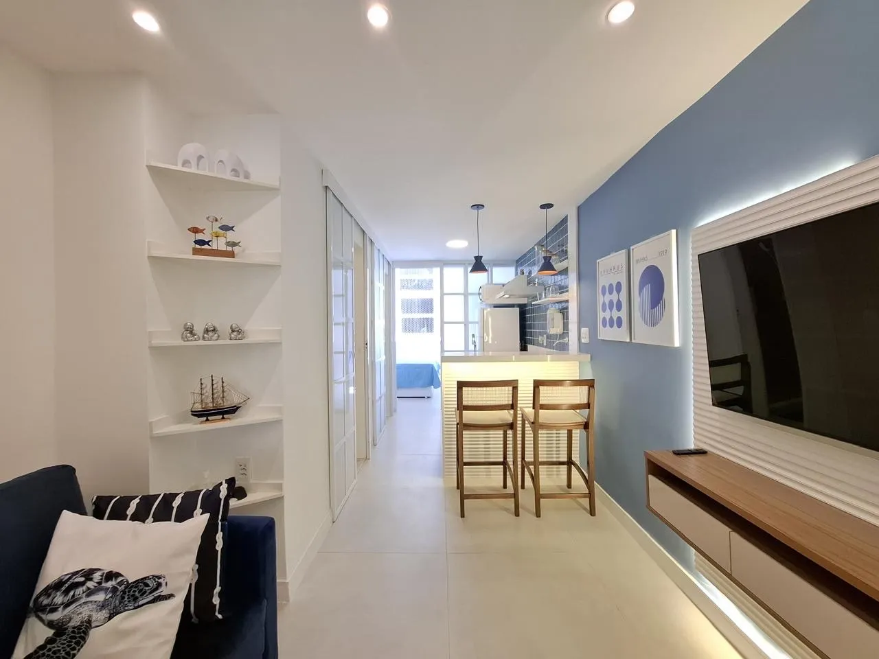 Apartamento mobiliado de 1 quarto no 19º andar