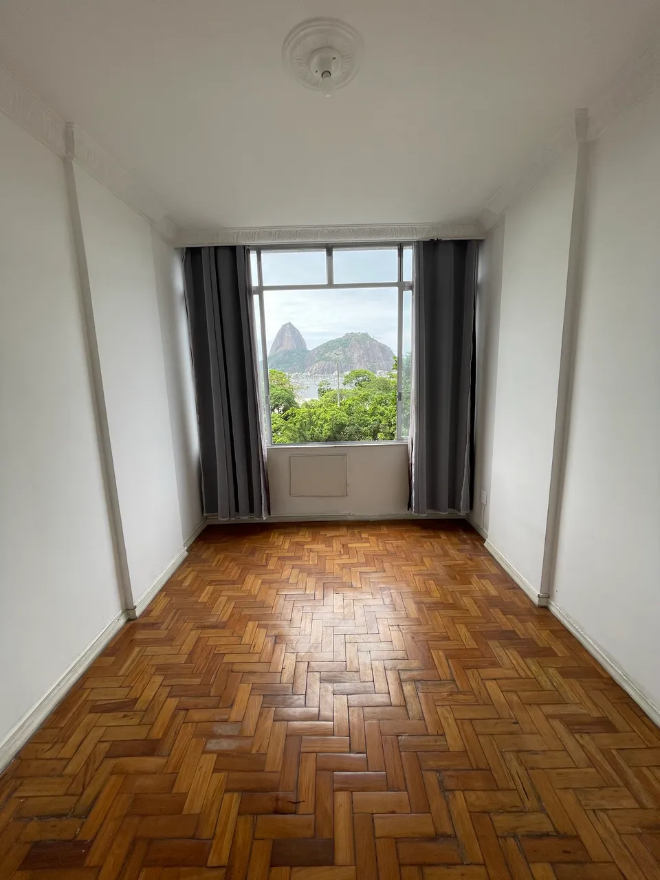Studio com vista para as montanhas, Botafogo