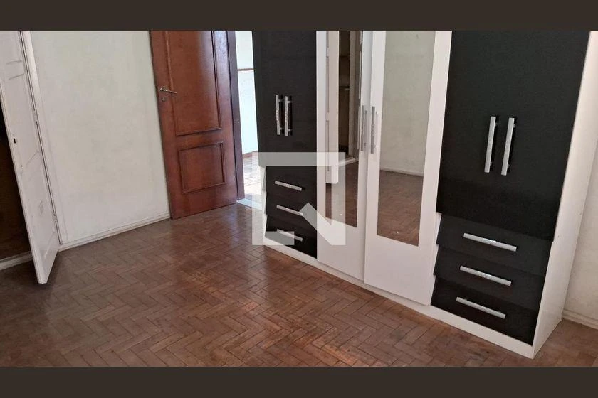 Apartamento con 3 habitaciones y cocina independiente — photo 4