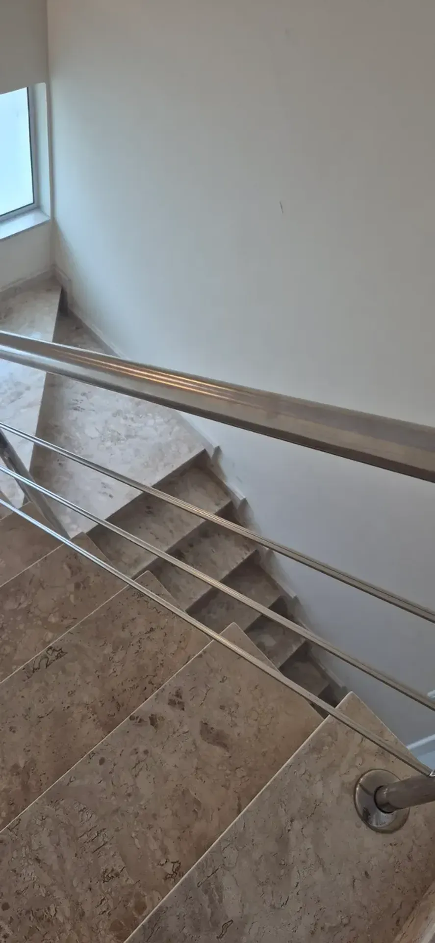 Furnished triplex house with 5 bedrooms and 300 m² — photo 41