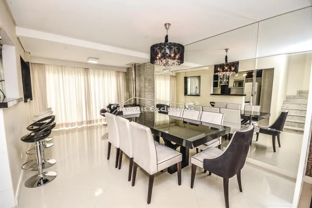 Furnished 253 m² house with 4 bedrooms and an open gas kitchen — photo 7