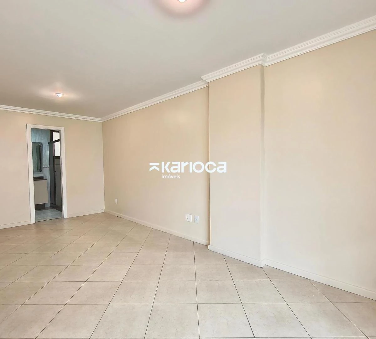 Apartment, 193 m², with a grill on the balcony — photo 12