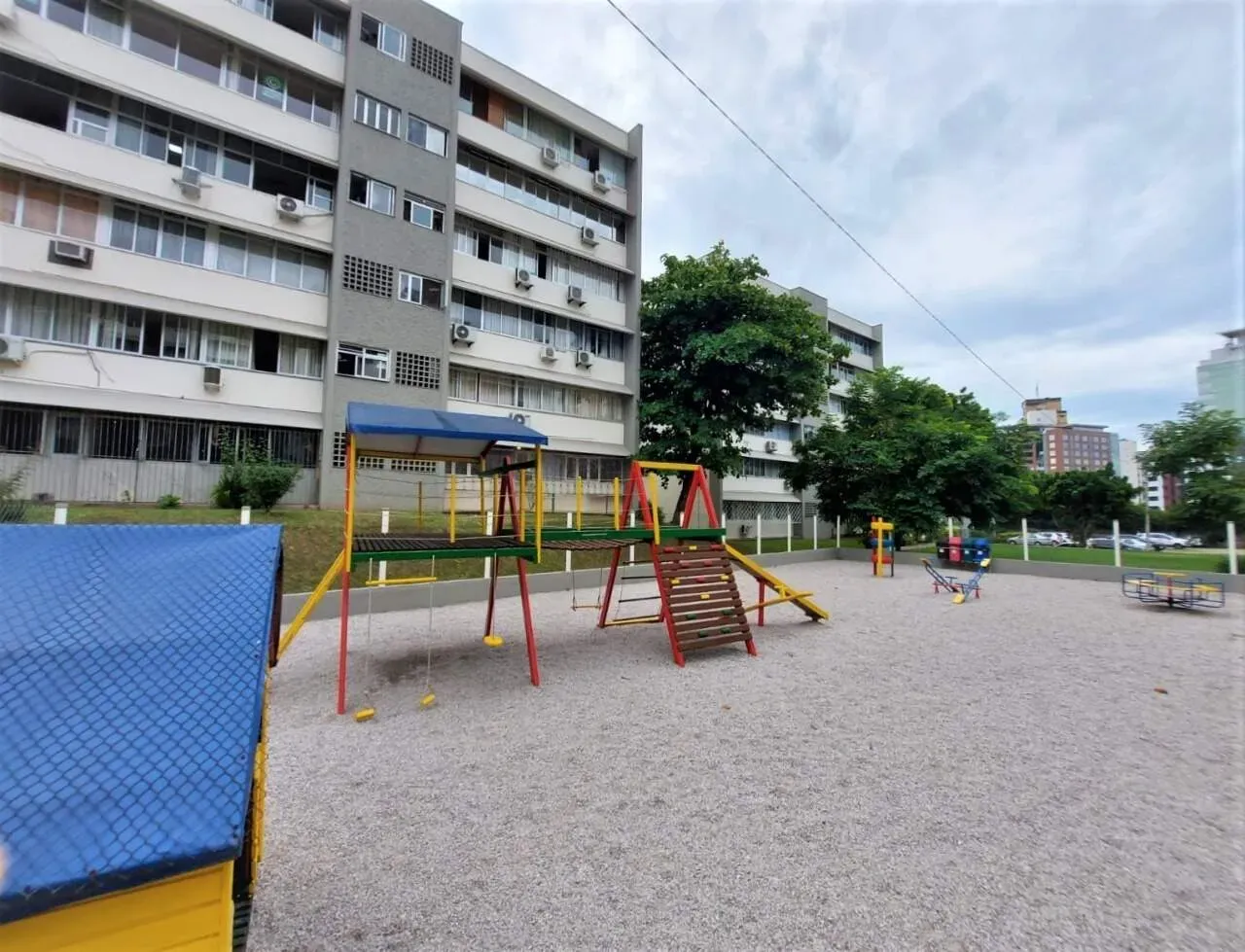 Departamento de 3 dormitorios con lavadora en Florianópolis — photo 33
