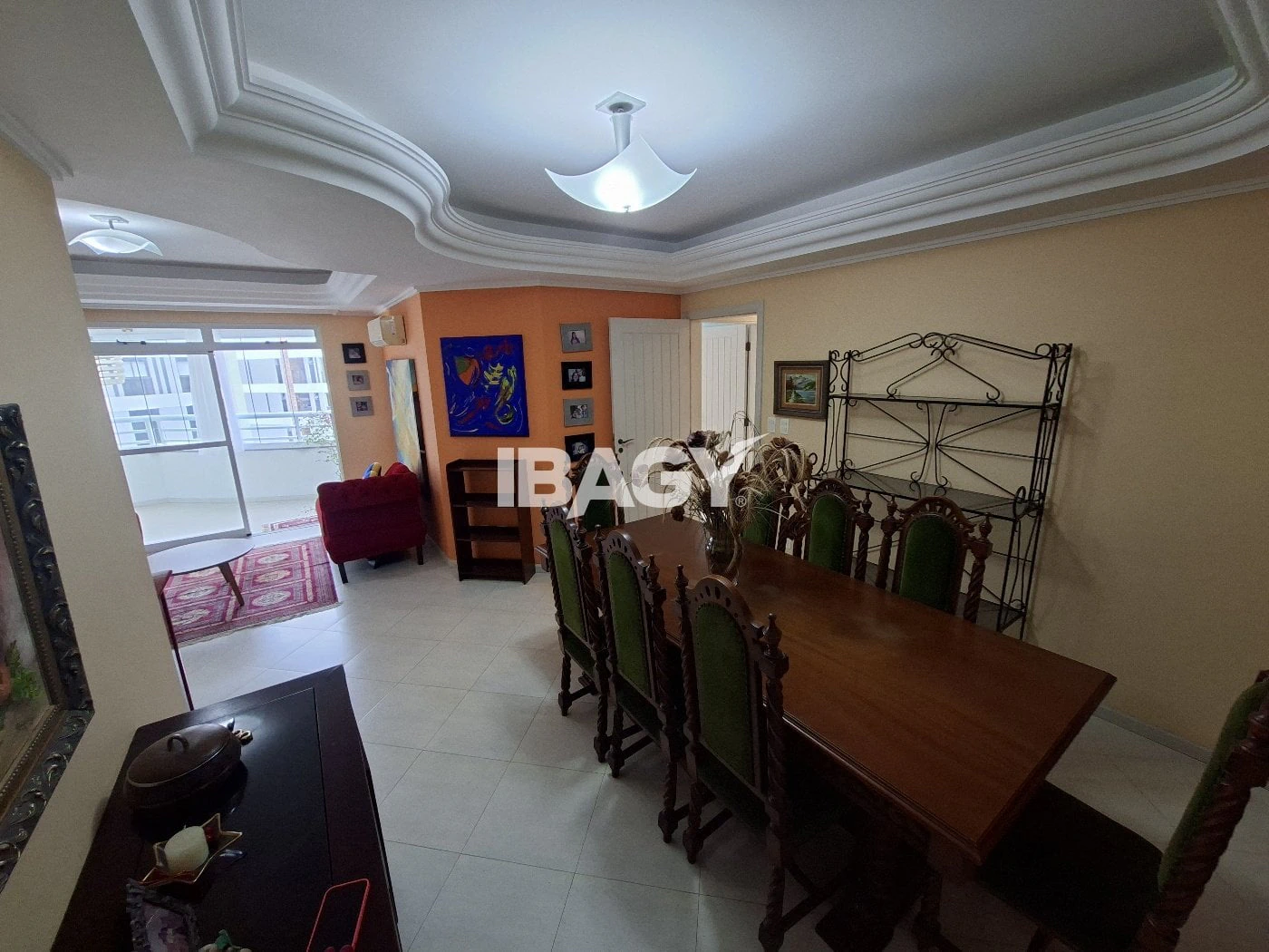 3-bedroom apartment with a bathtub in Florianópolis — photo 11