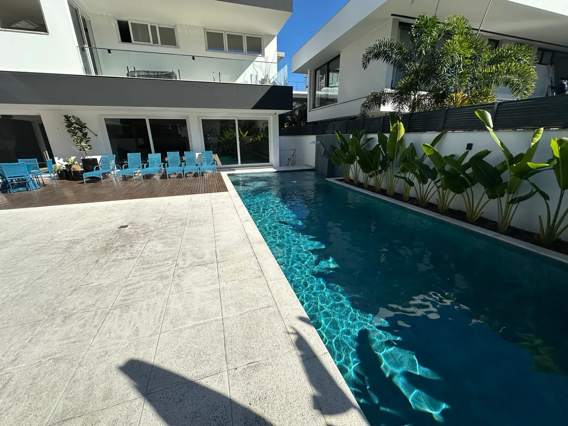 Casa mobiliada com 9 suítes e jacuzzi no prédio — photo 12