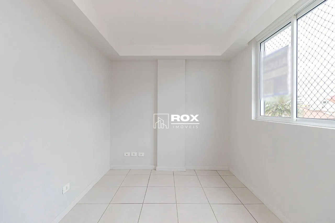 Unfurnished apartment with 2 bedrooms and 99 m² — photo 3