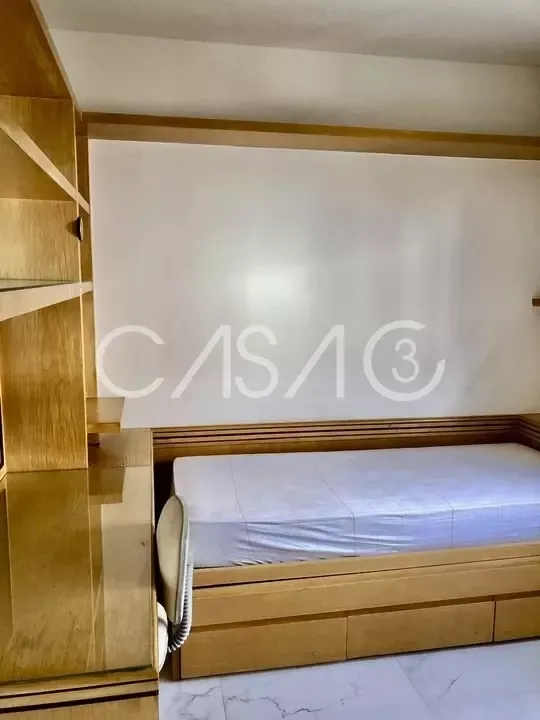 109 m² apartment with a home office and a washing machine — photo 10