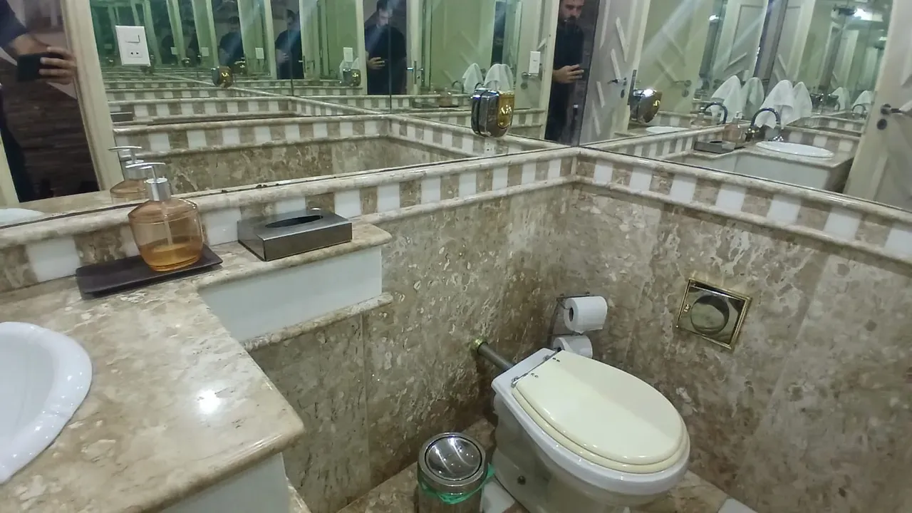 3-bedroom apartment with a bathtub in Rio de Janeiro — photo 8