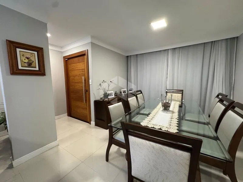 238 m² house with a home office and a dishwasher — photo 21
