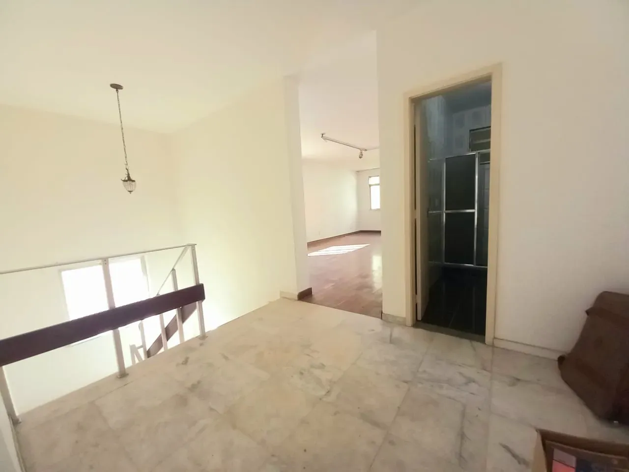 House with 2 bedrooms and 5 bathrooms plus 2 parking spots — photo 20