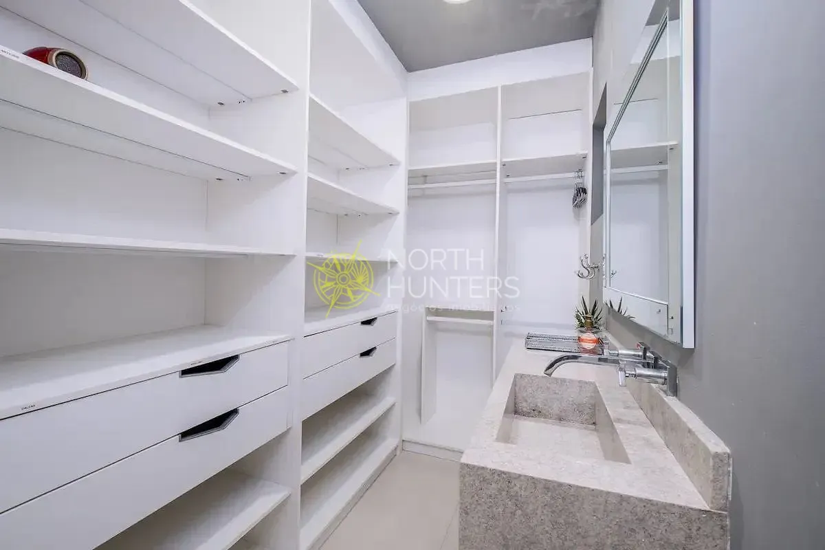 Мебльована квартира з відкритою кухнею 299 м² — photo 11