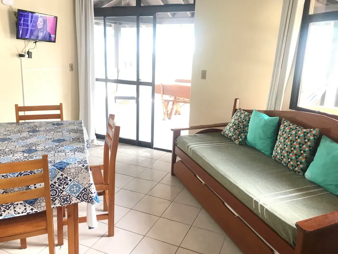 Furnished apartment, 65 m², with a water view — photo 4