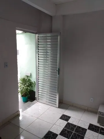 Casa sem mobília com 1 quarto e cozinha separada — photo 8